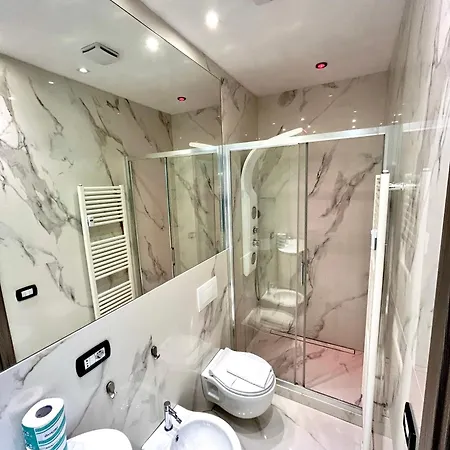 Apartment Careggi Top House 1 *
