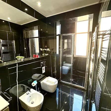 Apartment Careggi Top House 1 *